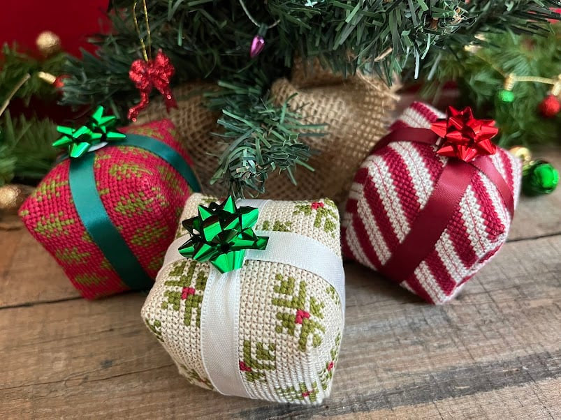 PRE-ORDER Ladybug Stitches - Three Presents: Small Cube Series