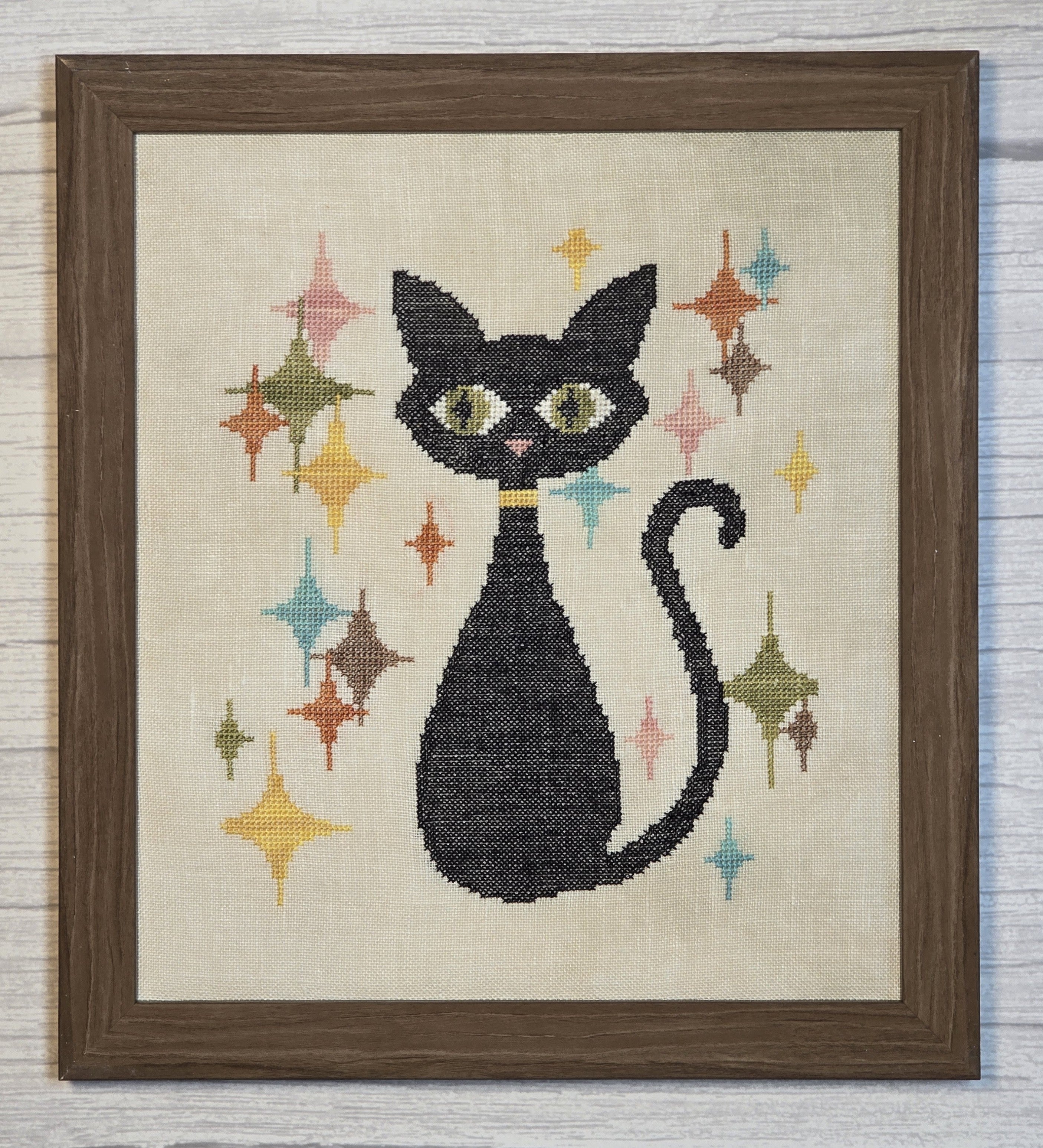 PRE-ORDER Wildflower Stitching - Samantha (Mid-Century Feline)