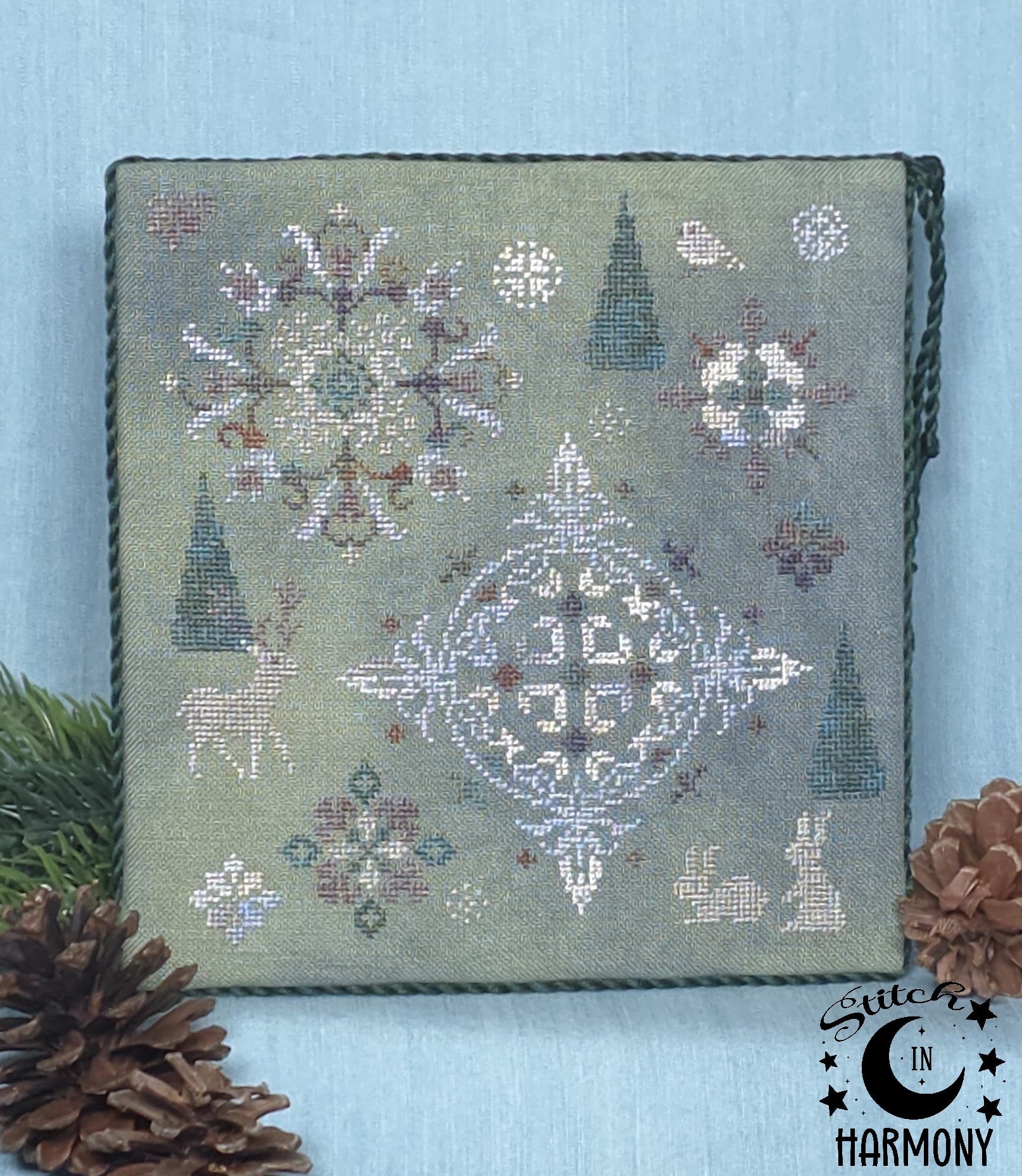 PRE-ORDER Wildflower Stitching - Woodland Quaker